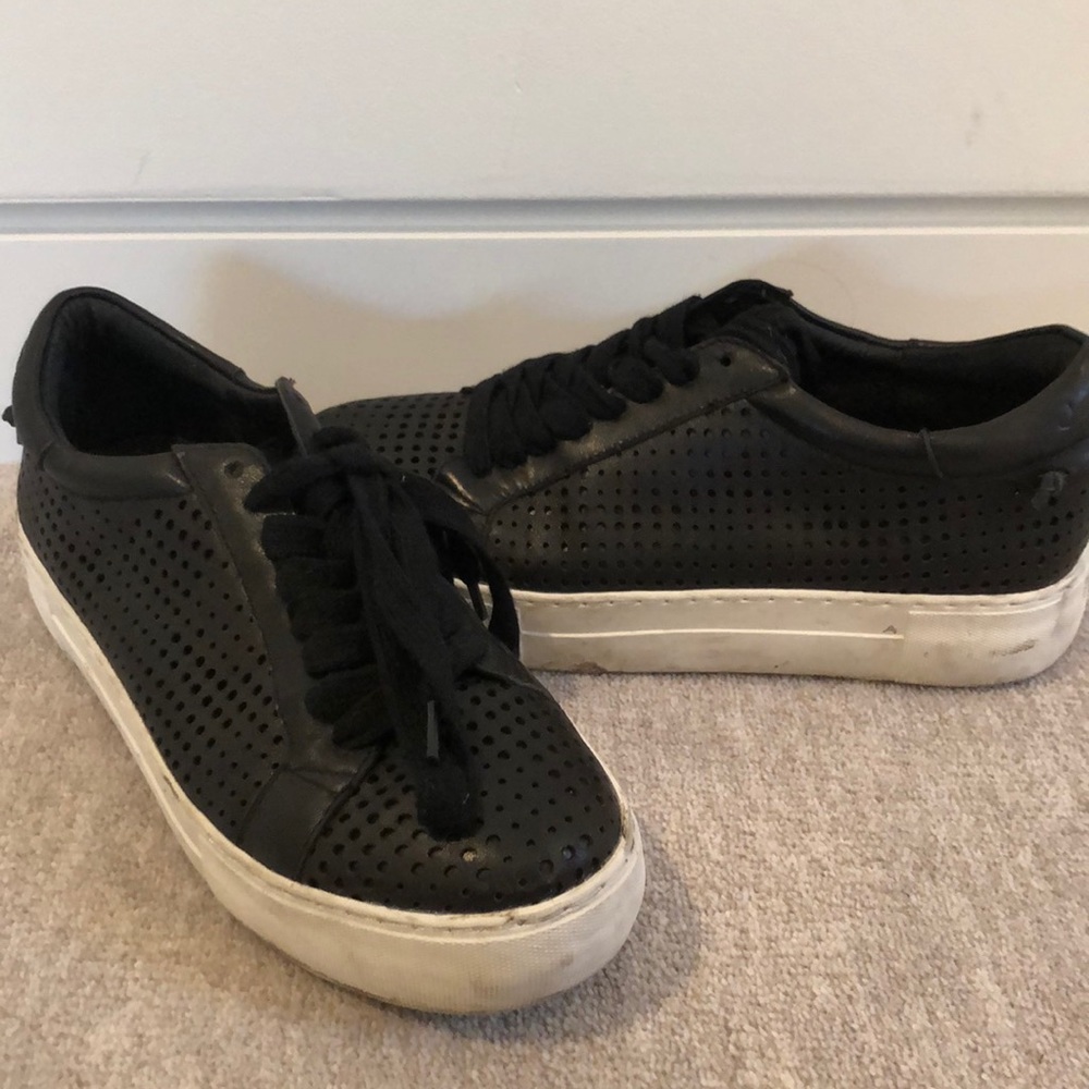 Black fashion sneakers